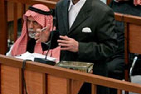 Phiên tòa xét xử Saddam Hussein đã chính thức được nối lại
