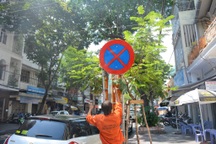 Sau tin nhắn gửi đến Bí thư Thăng, có ngay biển cấm giao thông mới