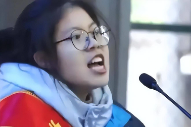 Bài phát biểu của nữ sinh Trung Quốc khiến dư luận tranh cãi
