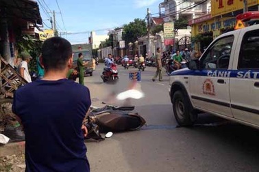 Camera nhà dân “tố” tài xế xe tải cán chết người, bỏ chạy