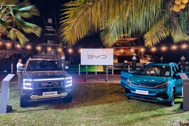 BYD giảm giá tới 34% cho 22 mẫu xe, gây chấn động thị trường