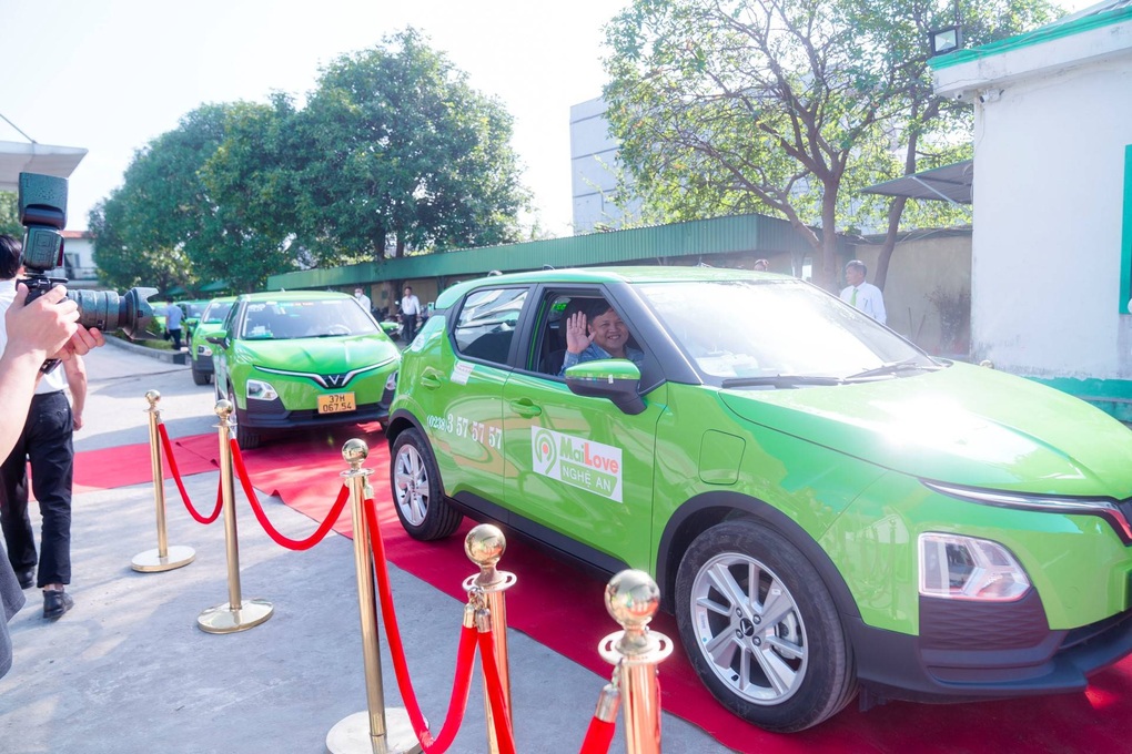 Công ty Sơn Nam thuê xe VinFast từ GSM, triển khai taxi điện Mailove tại Nghệ An - 2 Công ty Sơn Nam thuê xe VinFast từ GSM, triển khai taxi điện Mailove tại Nghệ An - 2