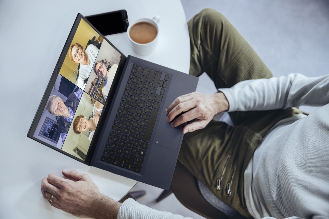 ASUS ExpertBook - Laptop mạnh mẽ, linh hoạt và đáng tin cậy dành cho doanh nghiệp - 2 ASUS ExpertBook - Laptop mạnh mẽ, linh hoạt và đáng tin cậy dành cho doanh nghiệp - 2