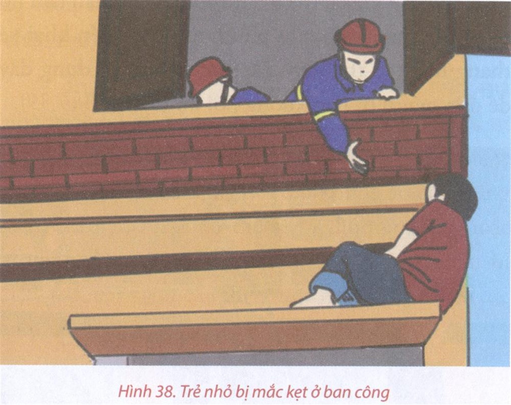 Bộ Công an hướng dẫn cách xử lý khi mắc kẹt do cháy chung cư, nhà cao tầng - 2 Bộ Công an hướng dẫn cách xử lý khi mắc kẹt do cháy chung cư, nhà cao tầng - 2