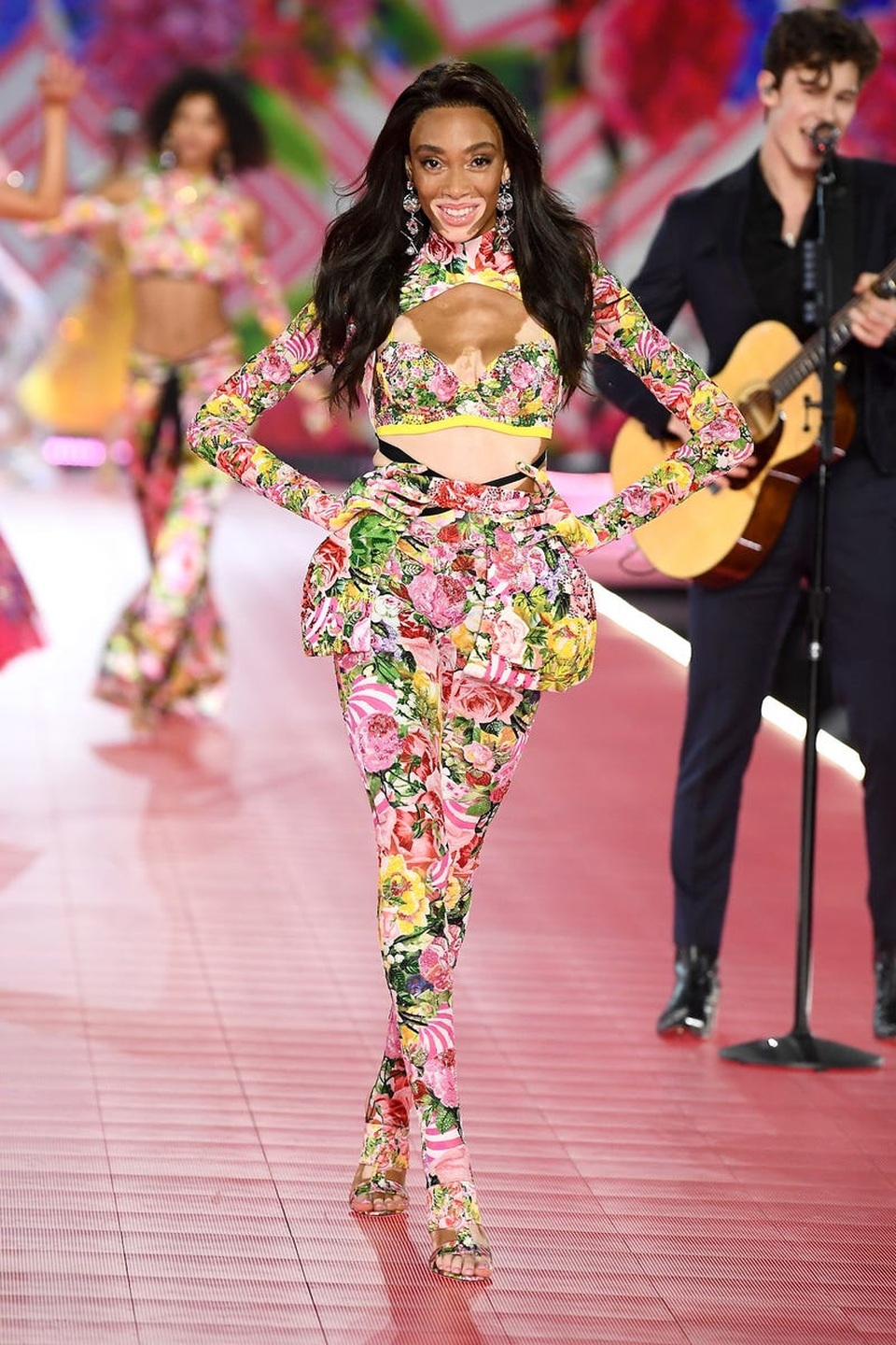 Những khoảnh khắc đáng nhớ trong 23 năm trình diễn của Victoria’s Secret - 18 Những khoảnh khắc đáng nhớ trong 23 năm trình diễn của Victoria’s Secret - 18