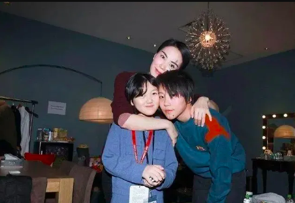 Lý Yên: Cô con gái 15 tuổi sành điệu, sở hữu chiều cao 173 cm của Vương Phi - 14 Lý Yên: Cô con gái 15 tuổi sành điệu, sở hữu chiều cao 173 cm của Vương Phi - 14