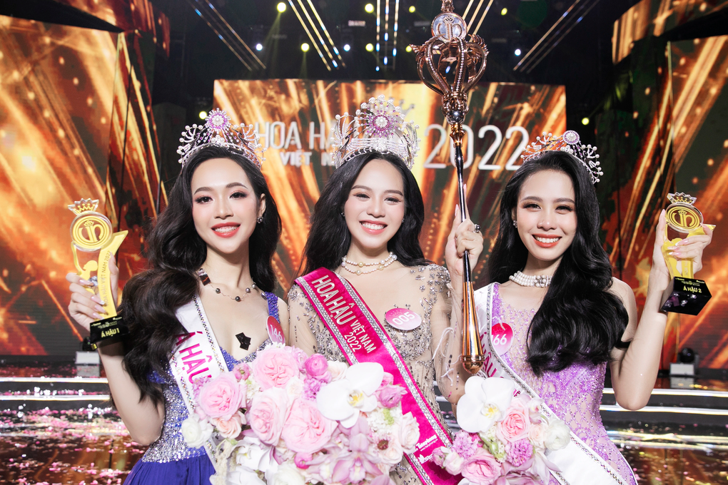 15h chiều nay, top 3 Hoa hậu Việt Nam 2022 giao lưu với độc giả Dân trí - 1 15h chiều nay, top 3 Hoa hậu Việt Nam 2022 giao lưu với độc giả Dân trí - 1