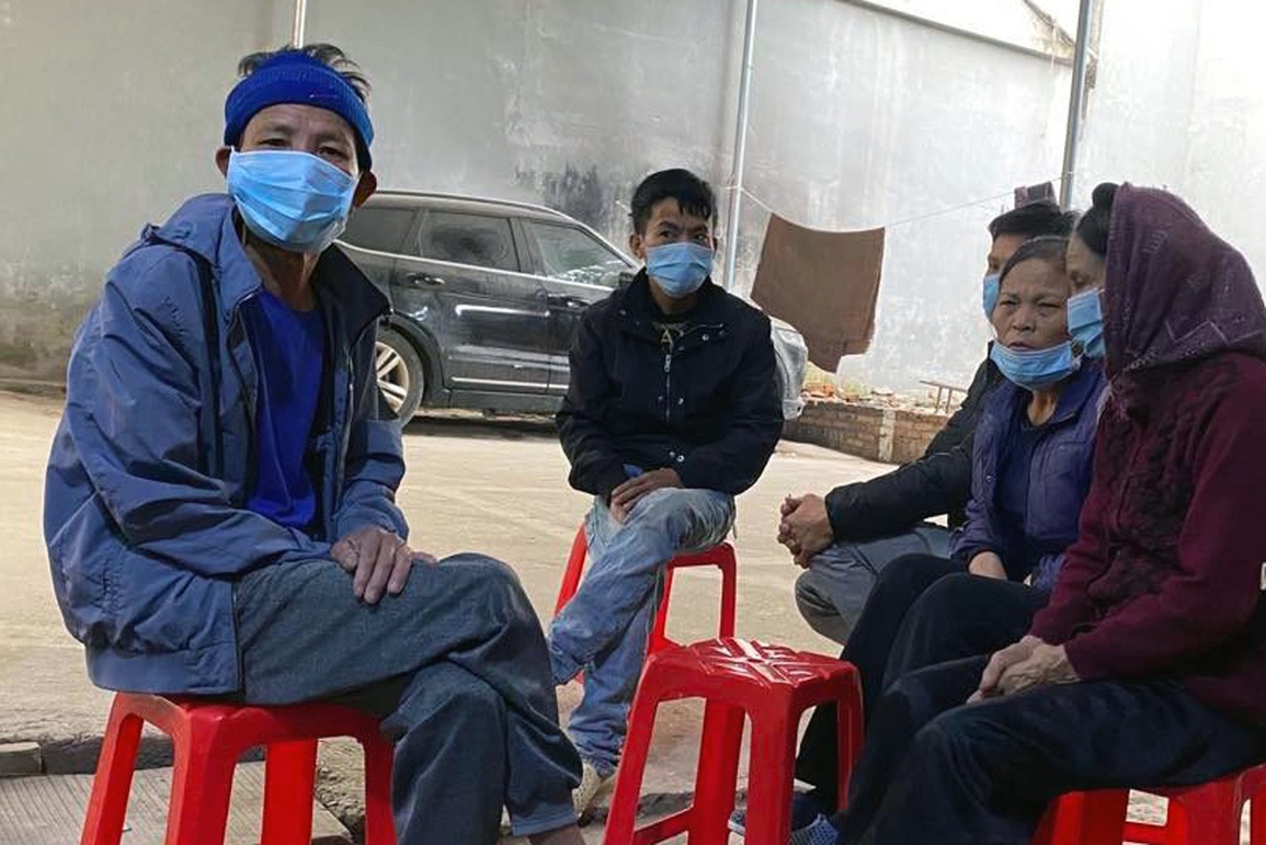 Vụ bé 3 tuổi nghi bị cắm đinh vào đầu: Triệu tập một số cá nhân - 1 Vụ bé 3 tuổi nghi bị cắm đinh vào đầu: Triệu tập một số cá nhân - 1