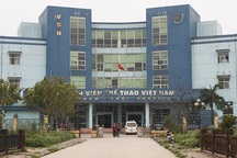 Hà Nội: Bác sĩ bị côn đồ hành hung ngay tại bệnh viện, bắt quỳ xin lỗi