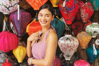 Hoa hậu hoàn vũ Pia Wurtzbach khoe ảnh du lịch Hội An