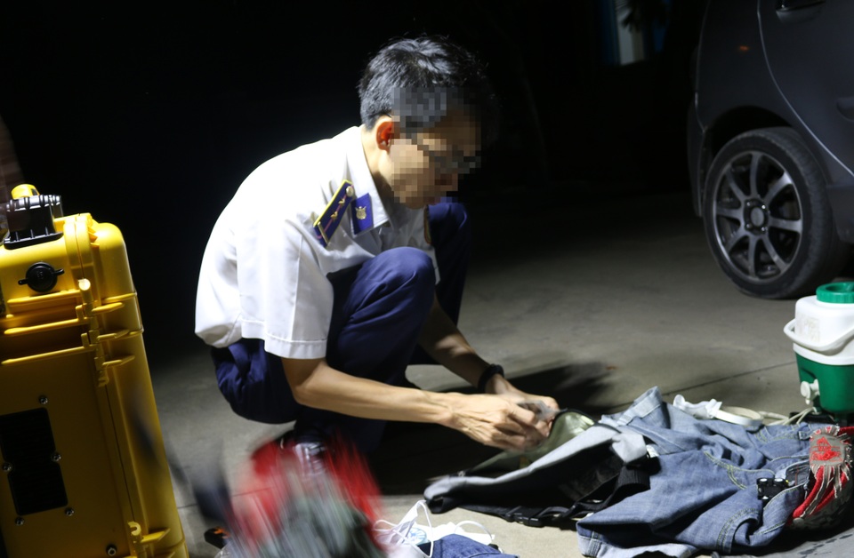 Triệt phá hàng loạt vụ án ma túy, thu giữ 1,5 bánh heroin, 1,7kg ma túy đá - 3 Triệt phá hàng loạt vụ án ma túy, thu giữ 1,5 bánh heroin, 1,7kg ma túy đá - 3