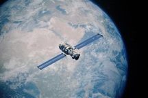 Vệ tinh mất liên lạc, vỡ vụn không rõ nguyên nhân