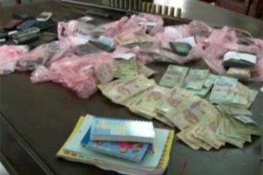 Phá sới bạc bắt 20 đối tượng thu hơn 200 triệu đồng