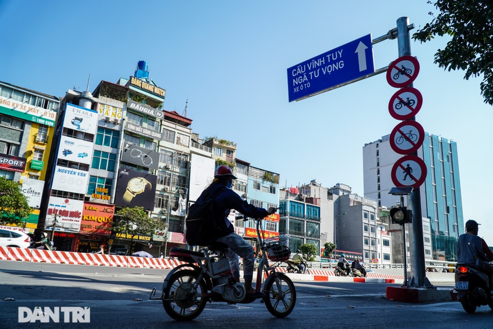 Thông xe đường vành đai 2 trên cao đoạn Ngã Tư Sở - Trường Chinh - 5 Thông xe đường vành đai 2 trên cao đoạn Ngã Tư Sở - Trường Chinh - 5