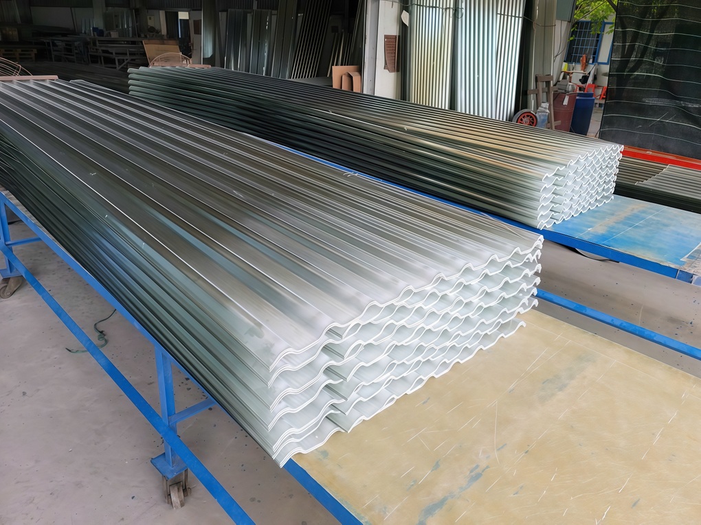 Thép SATA - nhà cung cấp tôn nhựa lấy sáng hàng đầu trên thị trường - 2 Thép SATA - nhà cung cấp tôn nhựa lấy sáng hàng đầu trên thị trường - 2