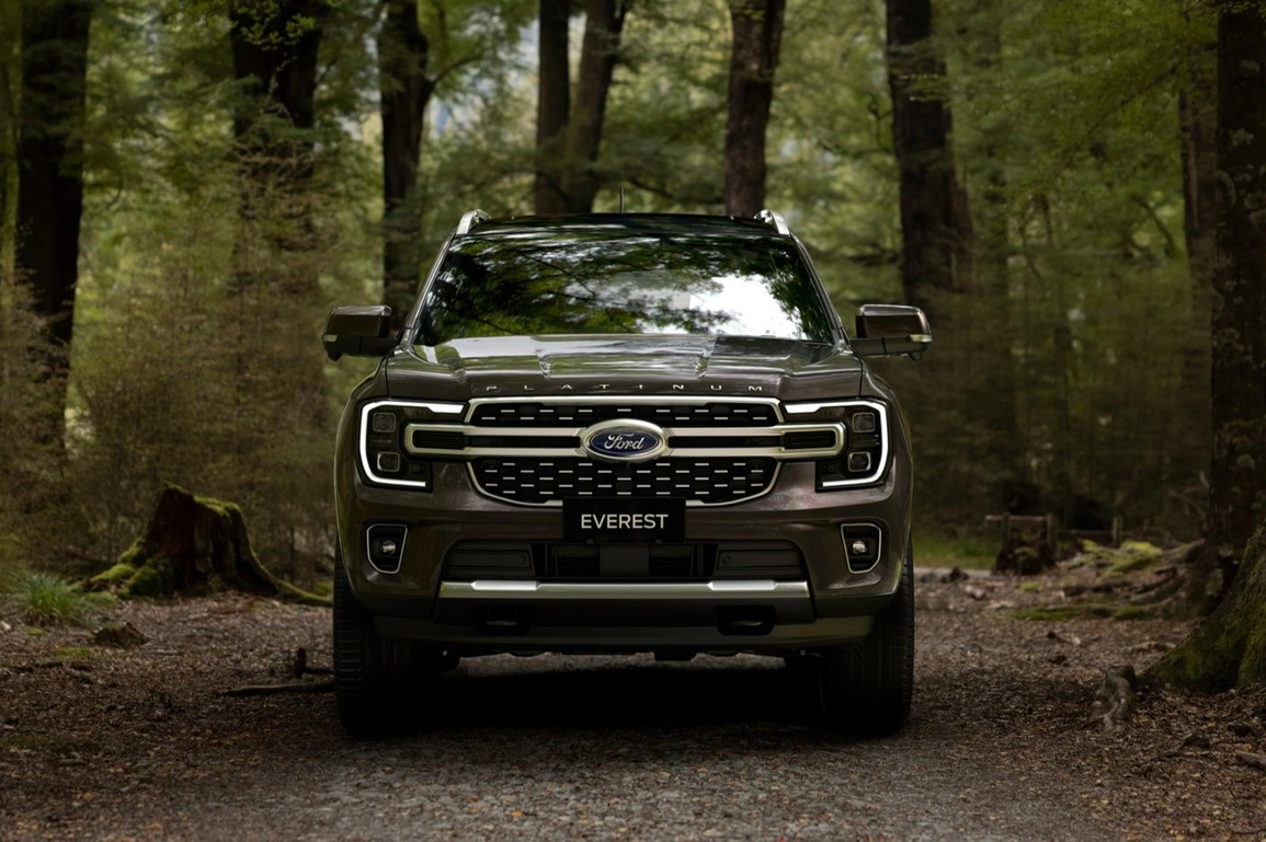 Ford Everest thế hệ mới 2023 ra mắt, tăng áp lực cạnh tranh lên Fortuner - 16 Ford Everest thế hệ mới 2023 ra mắt, tăng áp lực cạnh tranh lên Fortuner - 16