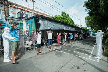 Hướng dẫn phục hồi phổi tại giường cho bệnh nhân Covid-19