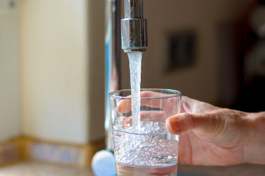 Uống nước sạch ngay tại vòi: Rất khó nhưng đã có cách!