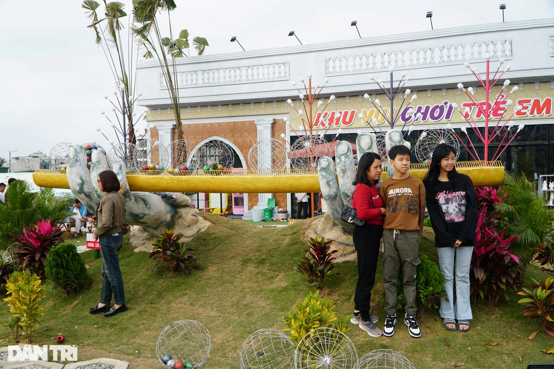 Xuất hiện phiên bản cầu Vàng tí hon ở Thanh Hóa - 7 Xuất hiện phiên bản cầu Vàng tí hon ở Thanh Hóa - 7
