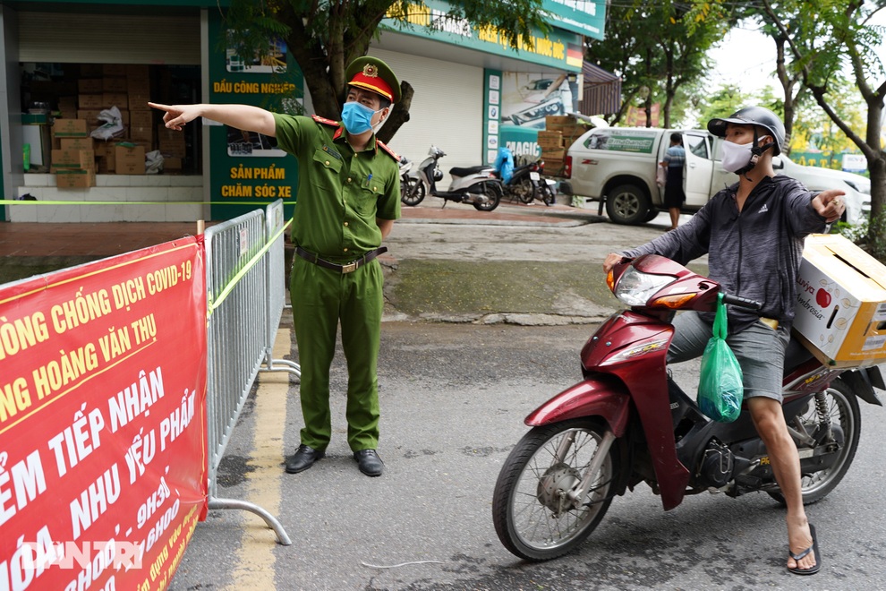 Phong tỏa 5 tòa chung cư liên quan chùm 16 ca mắc Covid-19 ở Hà Nội - 3 Phong tỏa 5 tòa chung cư liên quan chùm 16 ca mắc Covid-19 ở Hà Nội - 3