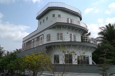 Ngắm ngôi nhà 5 tỷ đồng giống như du thuyền độc nhất ở miền Tây