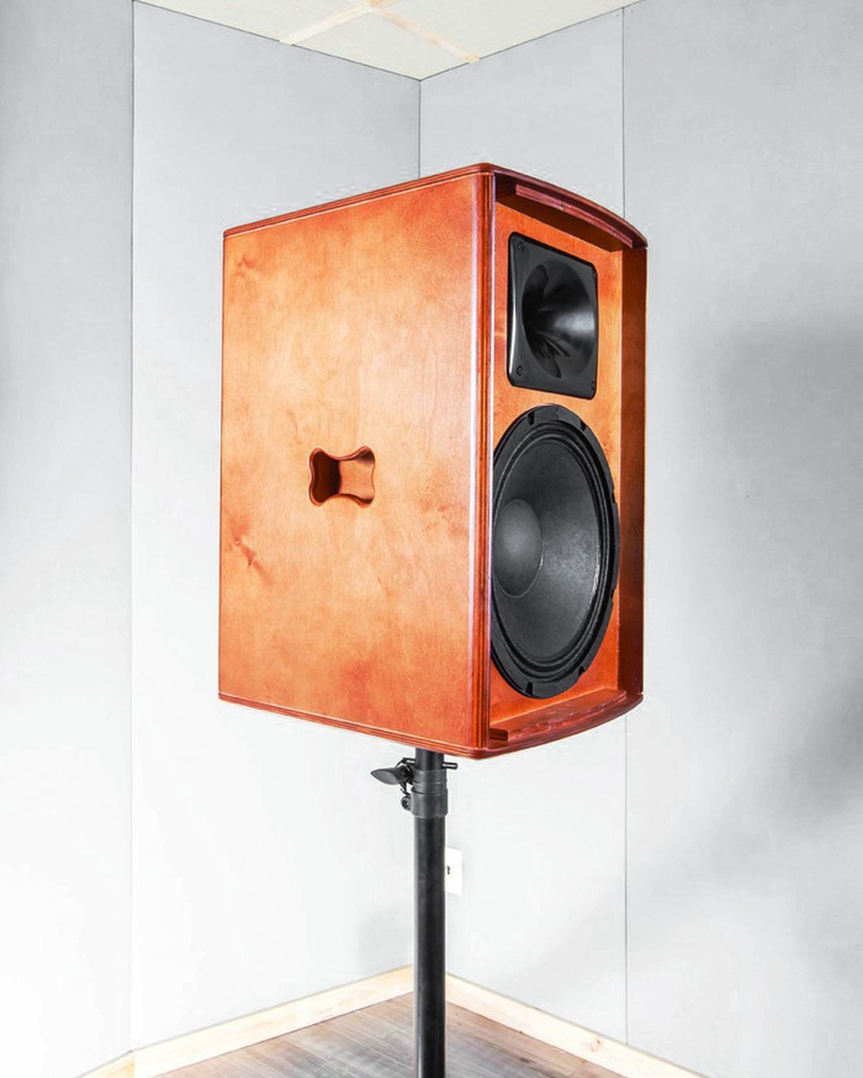 SR Technology HR-12 - Loa karaoke pro 100% chất Ý đoạt giải Editors Choice Award 2019 - 2 SR Technology HR-12 - Loa karaoke pro 100% chất Ý đoạt giải Editors Choice Award 2019 - 2