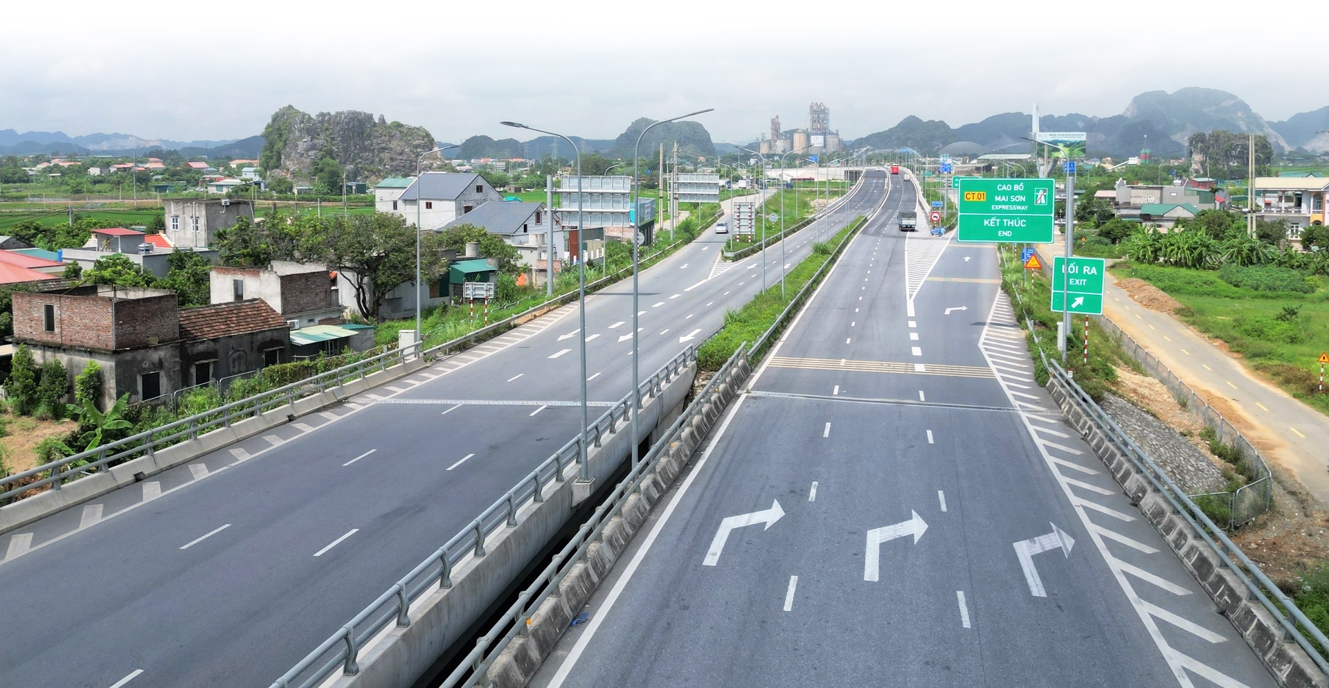 Gỡ nút thắt cổ chai trên đường thiên lý Bắc - Nam - 18 Gỡ nút thắt cổ chai trên đường thiên lý Bắc - Nam - 18
