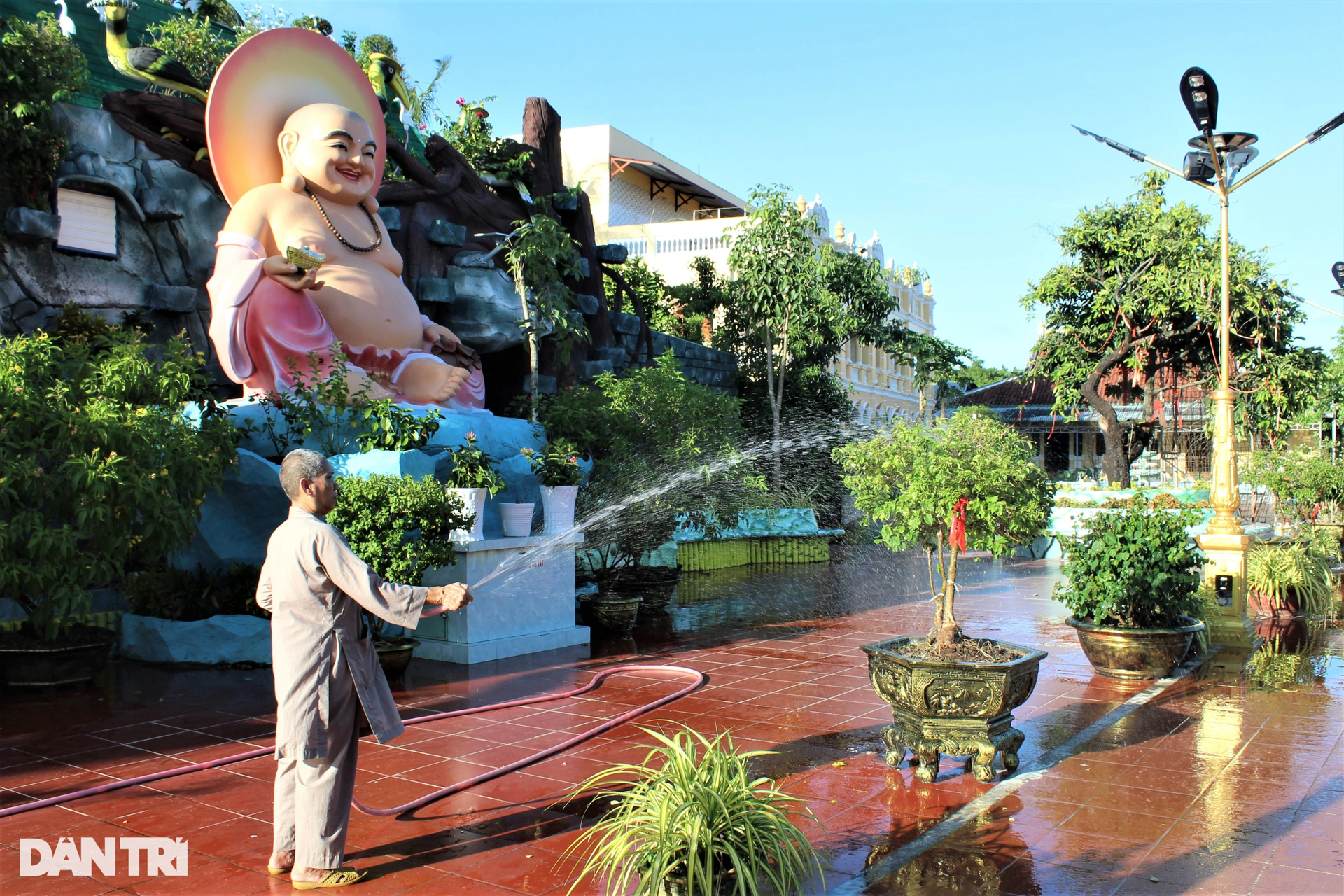 Ngôi chùa hơn 100 năm tuổi, có cảnh đẹp như chốn thần tiên ở Bạc Liêu - 8 Ngôi chùa hơn 100 năm tuổi, có cảnh đẹp như chốn thần tiên ở Bạc Liêu - 8