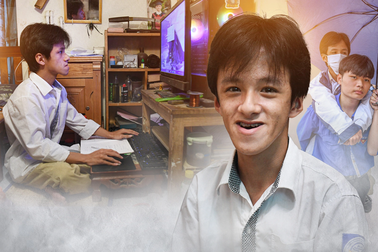 Nam sinh Hà Nội 50 lần gãy xương và chuyện nuôi ước mơ từ chiếc máy tính cũ