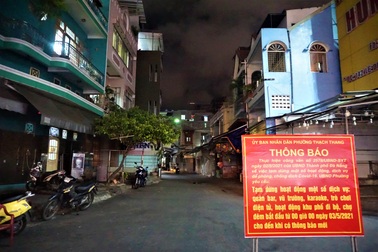 Karaoke, vũ trường "cửa đóng then cài" phòng, chống dịch Covid-19