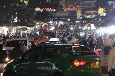 329 trường hợp liên quan bệnh nhân 3141 đi chợ đêm Đà Lạt âm tính lần 1