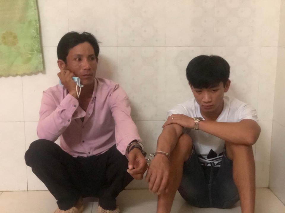Lắp camera giám sát khắp nhà để buôn bán ma túy - 1 Lắp camera giám sát khắp nhà để buôn bán ma túy - 1