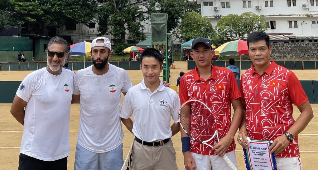 Đội tuyển quần vợt Việt Nam thua Iran tại Davis Cup - 1 Đội tuyển quần vợt Việt Nam thua Iran tại Davis Cup - 1