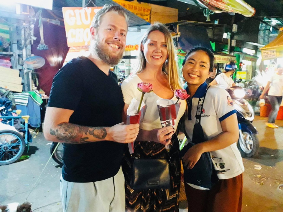 Cô gái nhỏ không ngại khó, lựa chọn làm việc tại nước ngoài thời Covid-19 - 1 Cô gái nhỏ không ngại khó, lựa chọn làm việc tại nước ngoài thời Covid-19 - 1