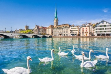 10 kỳ nghỉ hè quyến rũ và sang trọng ở Châu Âu