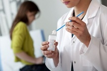 Làm gì để phát hiện ung thư cổ tử cung?