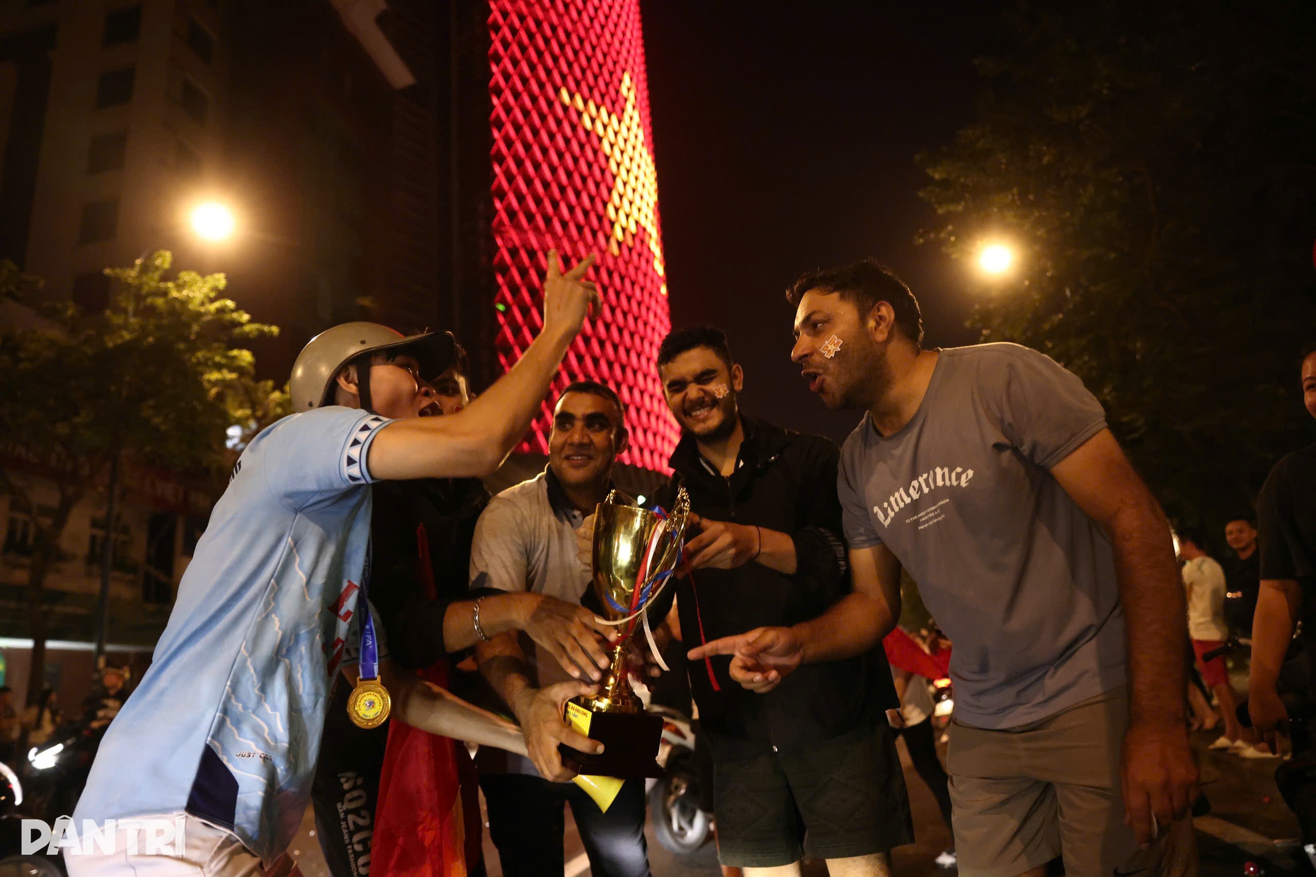 92180546023fbe61e72e.jpg 92180546023fbe61e72e.jpg