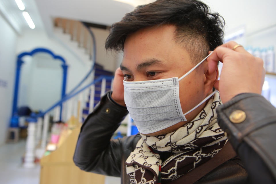 Hà Nội: Nhiều địa điểm phát tặng miễn phí khẩu trang để phòng virus Corona - 5 Hà Nội: Nhiều địa điểm phát tặng miễn phí khẩu trang để phòng virus Corona - 5
