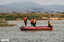 Vụ lật xuồng trên sông Ba: Tìm thấy thi thể công nhân thứ 3