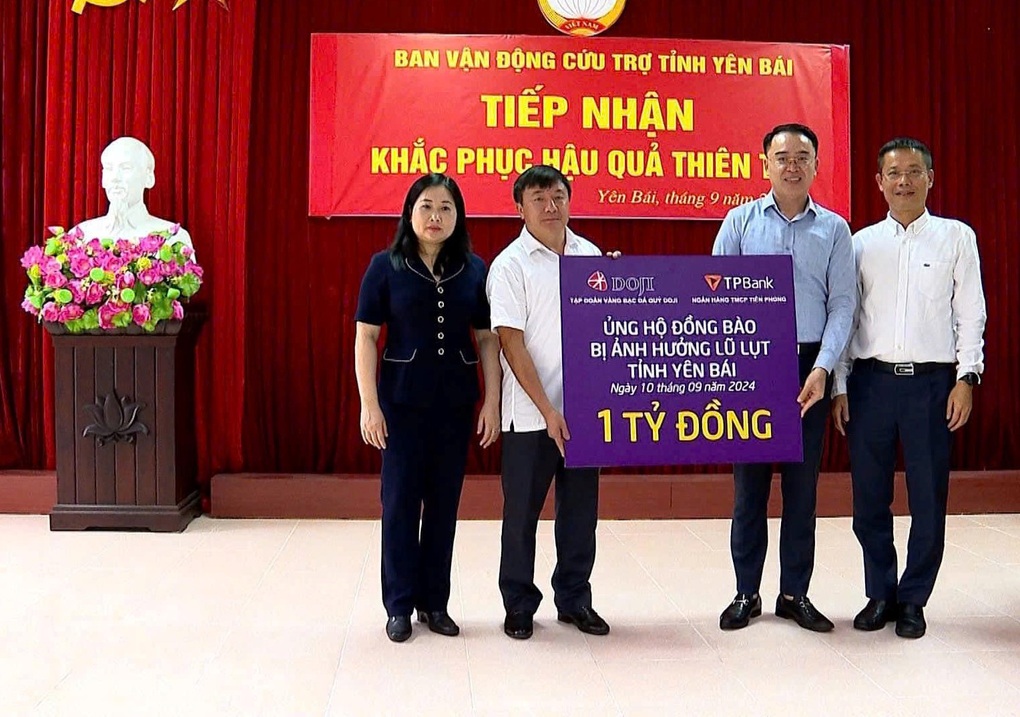 Tập đoàn DOJI liên tiếp được vinh danh tại các giải thưởng trong và ngoài nước - 5 Tập đoàn DOJI liên tiếp được vinh danh tại các giải thưởng trong và ngoài nước - 5