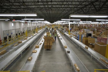 Công ty trả cho nhân viên 114 triệu đồng để... nghỉ việc