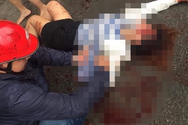 Hà Nội: Xác định danh tính đối tượng cầm dao truy sát vợ ở cầu Dậu