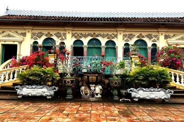 Về thăm ngôi nhà cổ đẹp nhất xứ Tây Đô