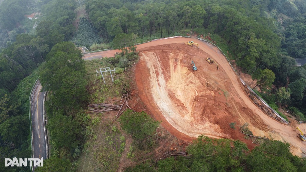 Thông xe trên đèo nối Đà Lạt - Khánh Hòa sau hơn 1 tháng tê liệt - 1 Thông xe trên đèo nối Đà Lạt - Khánh Hòa sau hơn 1 tháng tê liệt - 1