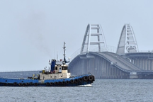 Ukraine nói tuyến huyết mạch mới của Nga ở Crimea gây khó khăn lớn