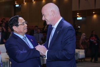 Chủ tịch FIFA muốn xây dựng Học viện Bóng đá FIFA tại Việt Nam