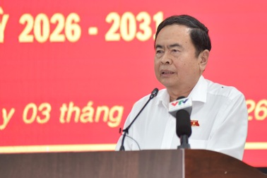 Chủ tịch Quốc hội: Giải quyết các vấn đề cấp bách của TPHCM