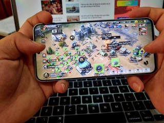 Đánh giá Galaxy S25 FE: Màn hình đẹp, camera tốt, hiệu năng đủ dùng - 7