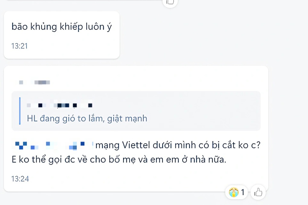 Người Hà Nội lo sốt vó vì mất tín hiệu với cả dòng họ ở quê do bão Yagi - 1 Người Hà Nội lo sốt vó vì mất tín hiệu với cả dòng họ ở quê do bão Yagi - 1