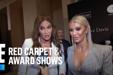 Caitlyn Jenner xinh đẹp trên thảm đỏ